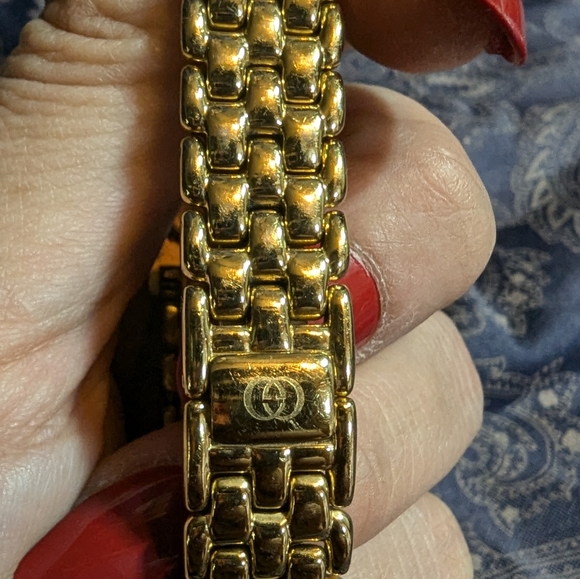 Gucci 3400L Diamond Watch - Picture 6 of 8